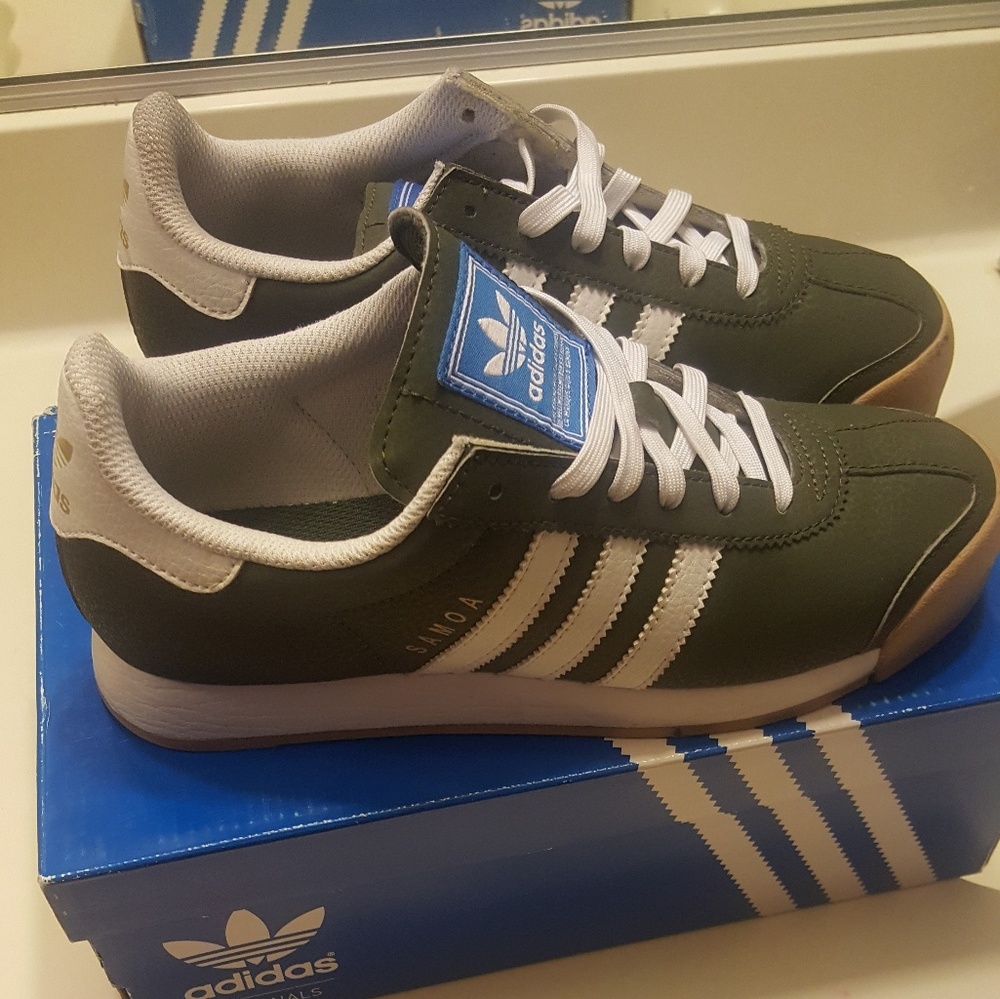 Adidas samoa tennis shoes