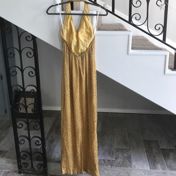 Beautiful Gold Sequined Formal 🌹 - Picture 3 of 4