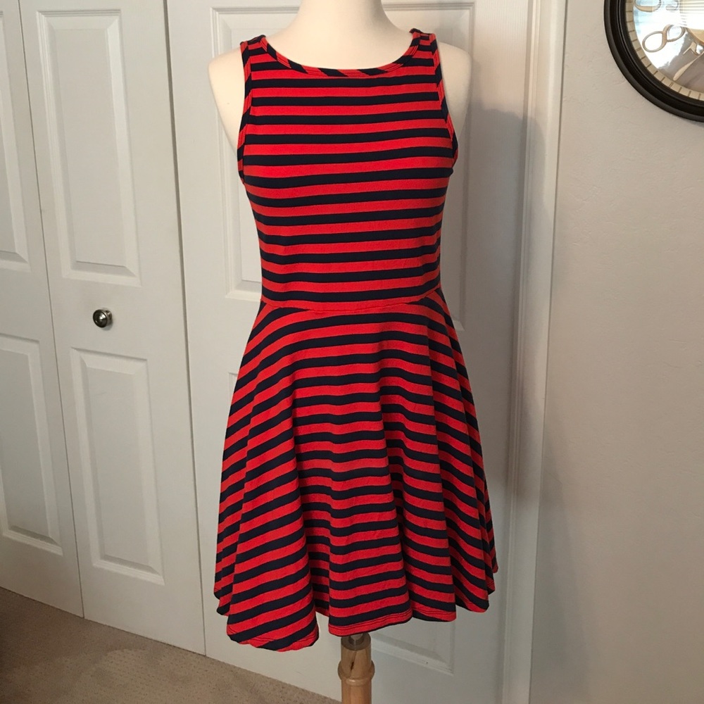 3/$25 🌟 Forever 21 Dress