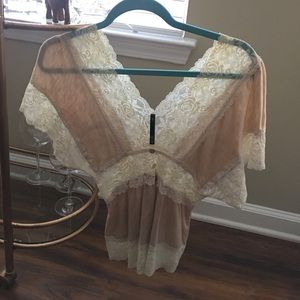 Nude blouse with cream lace