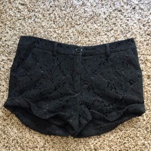 Ya black lace shorts S