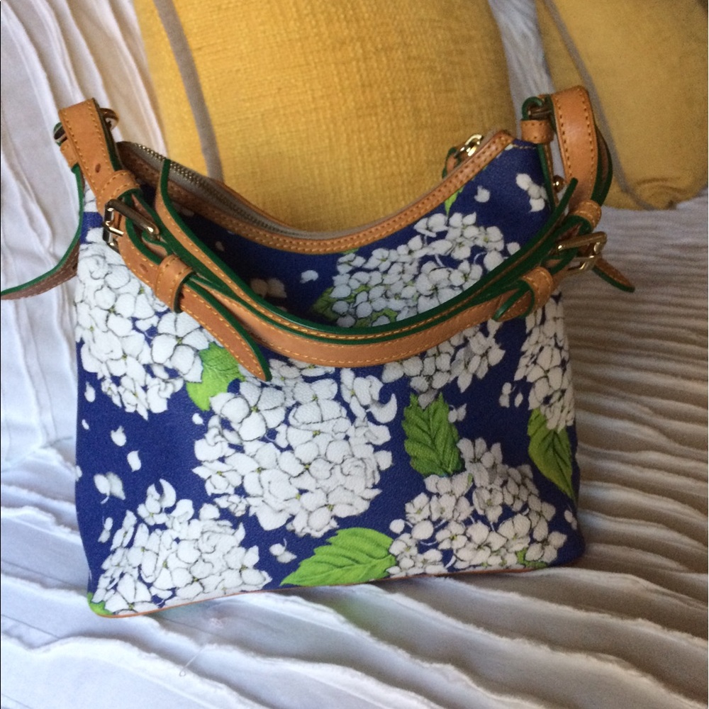 Dooney And Brourke handbag