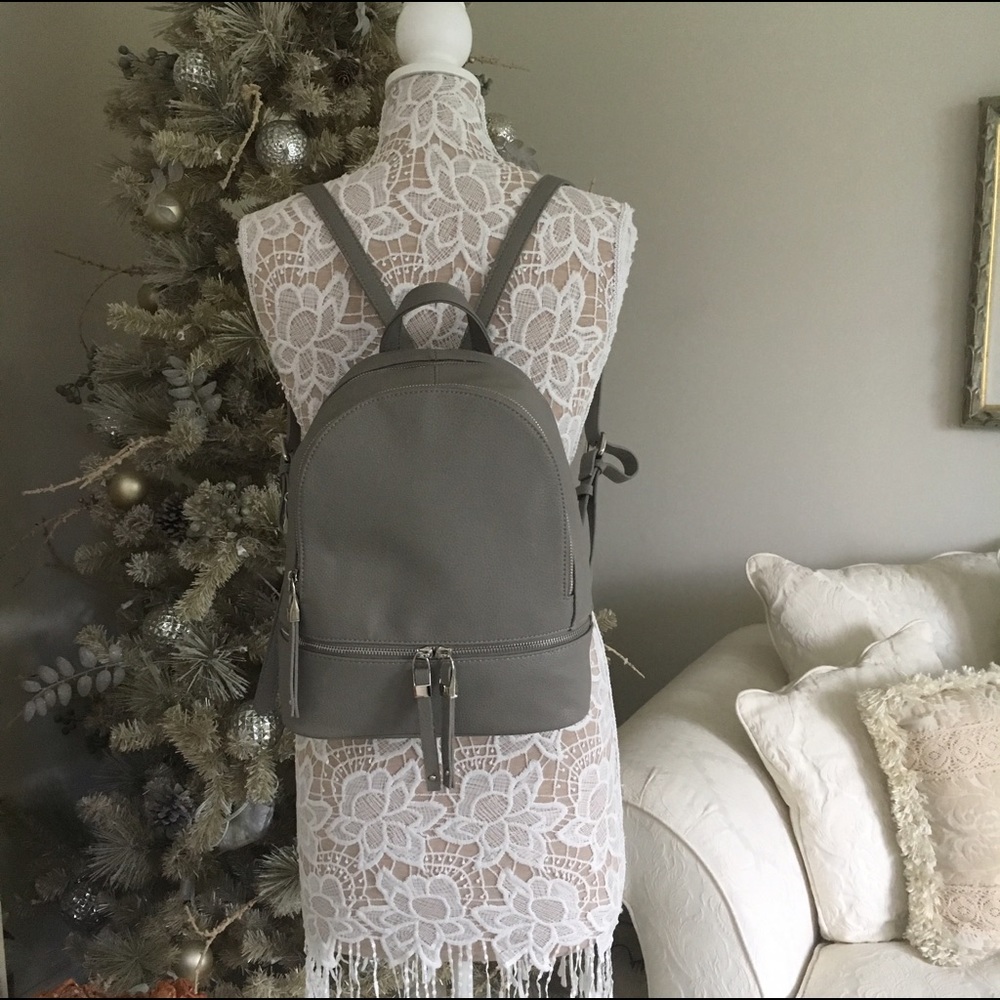 🚫SOLD🚫New! Vegan backpack - Picture 4 of 6