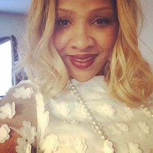 Meet your Posher, Vashone