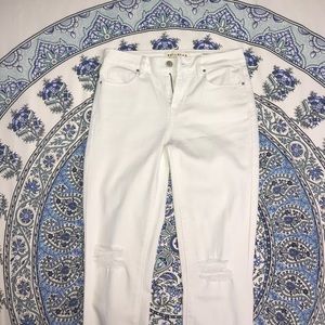 Bullhead Denim Co. White Skinny Jeans
