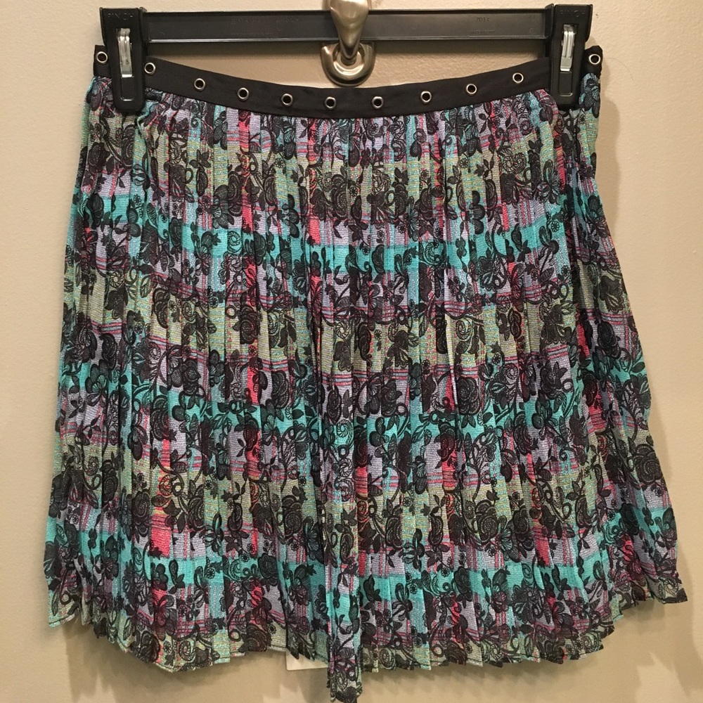 Pleated Skirt