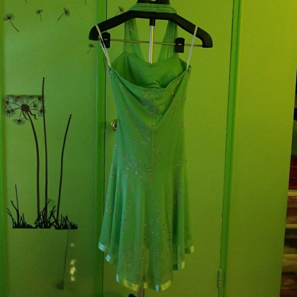 Dress - Picture 2 of 2