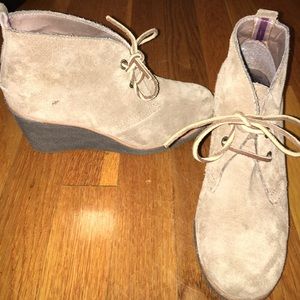 SPERRY Suede Lace-up Booties