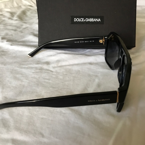 Dolce and gabbana limited gold trim glasses - Picture 3 of 5