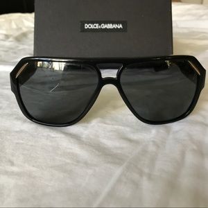 Dolce and gabbana limited gold trim glasses