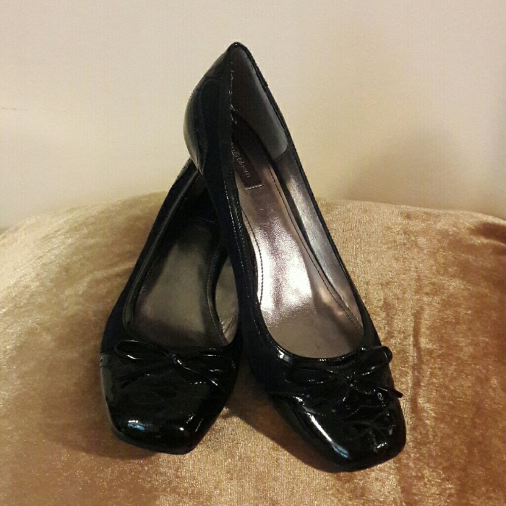 Ruby & Bloom Black Shoes