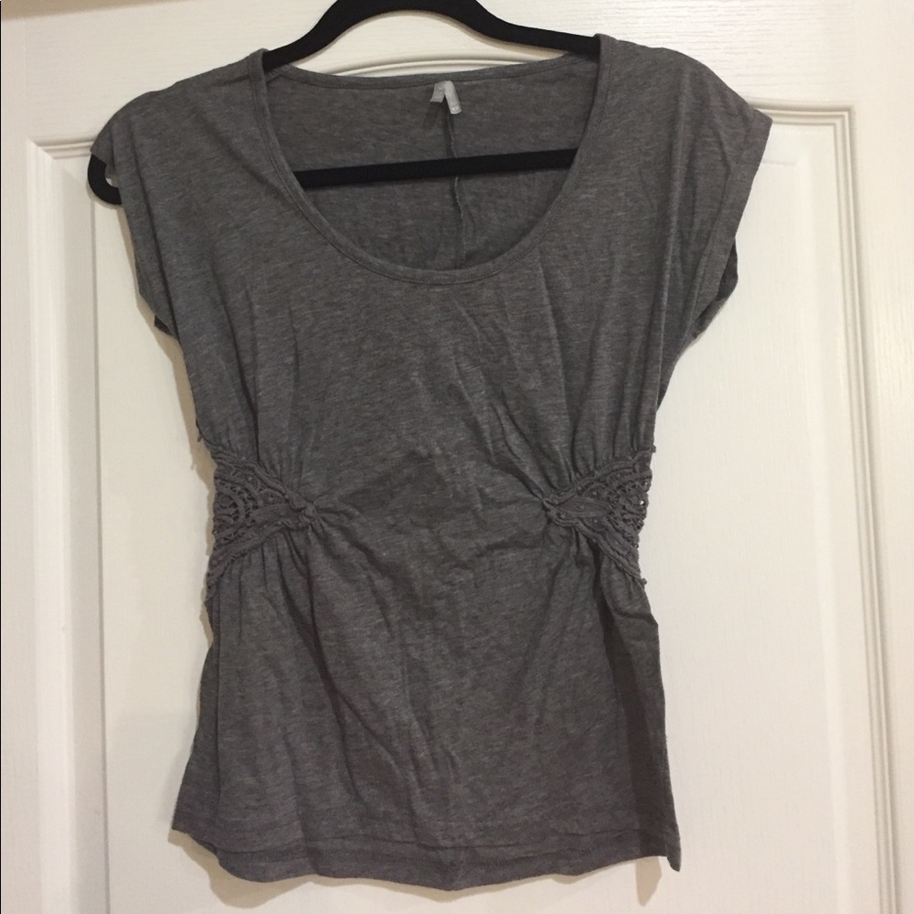 Top with cute waist detail