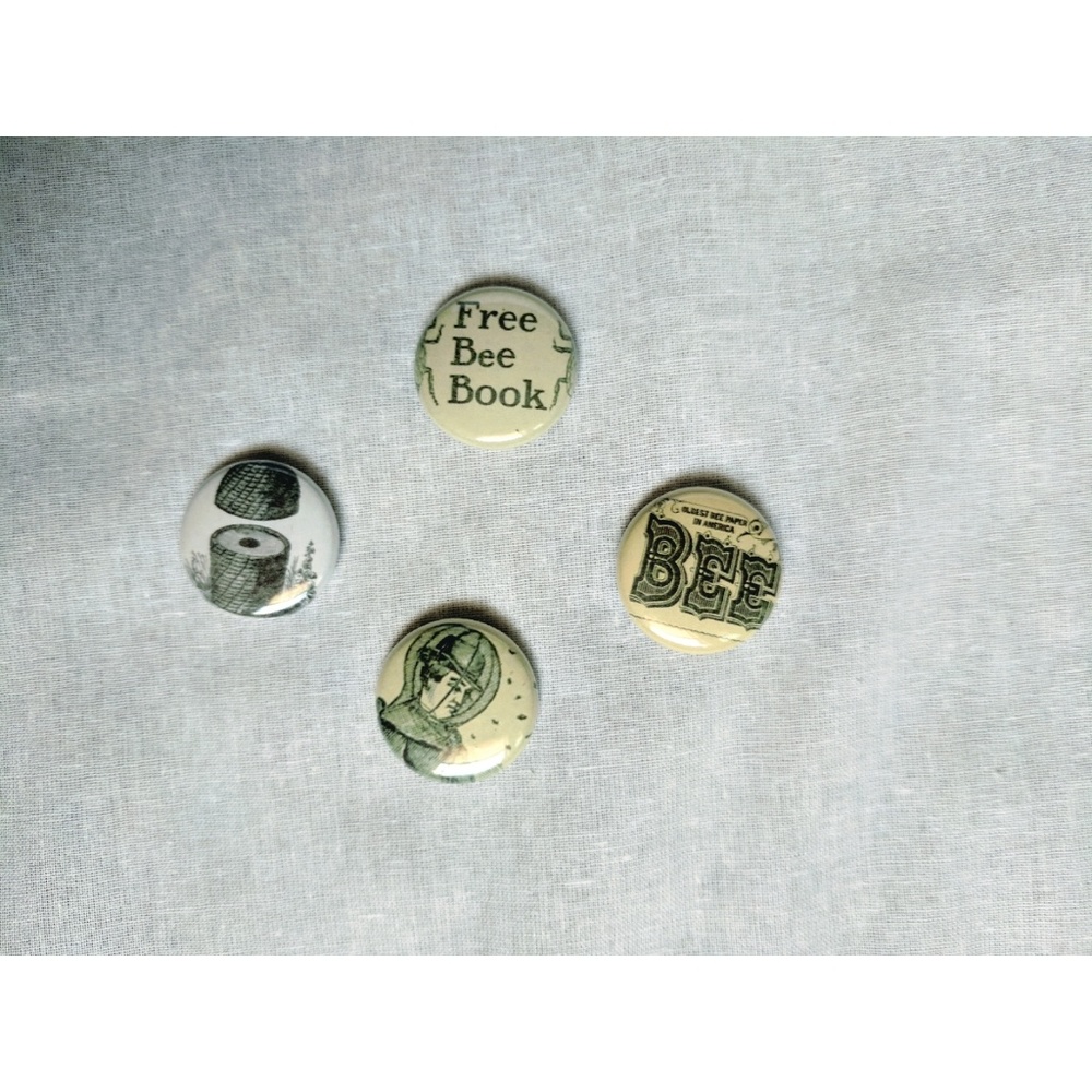 Vintage Bee Buttons