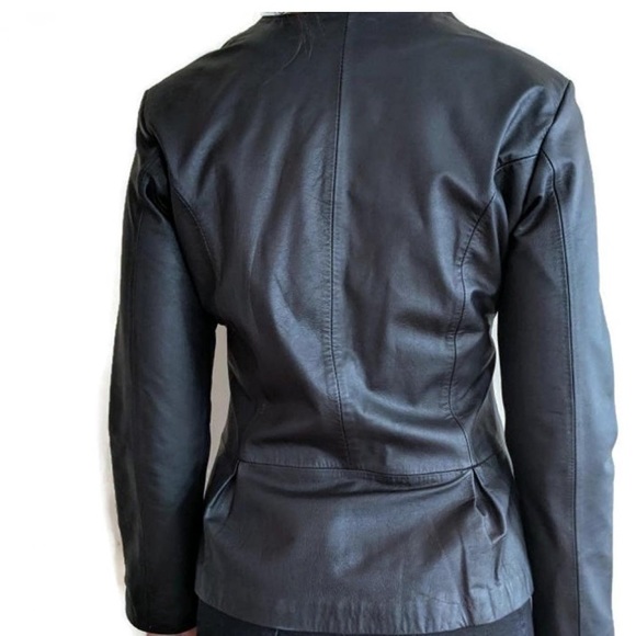 Women's Elegant Black Leather Jacket - Picture 2 of 5