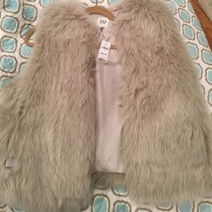 FAUX FUR VEST