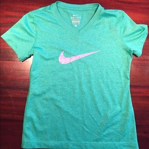Girls Nike DryFit Green tshirt