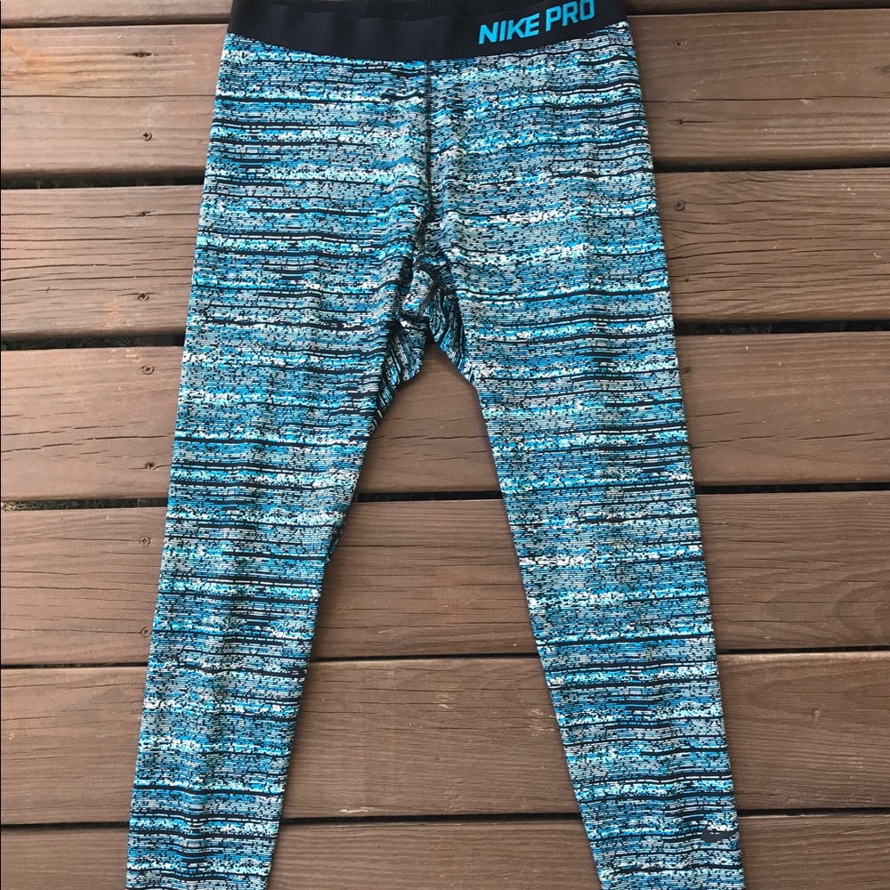 NIKE PRO DRI FIT LEGGING