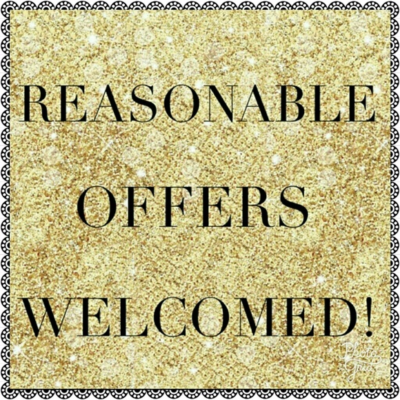 Dresses | Please Feel Free To Make Me A Reasonable Offer  display picture 1