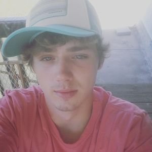 Meet your Posher, Kelley