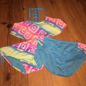 3 piece swim set.