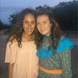 Meet your Posher, Hollyn