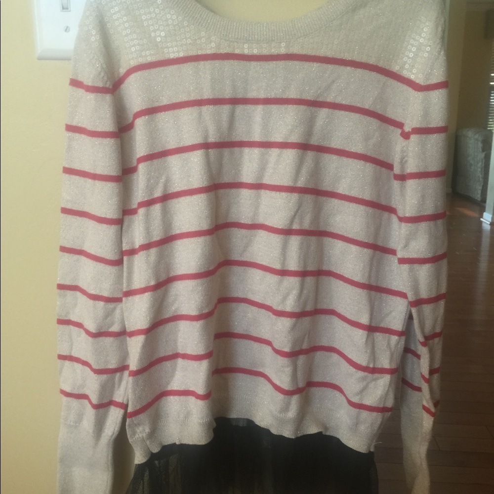 Women's light weight sweater