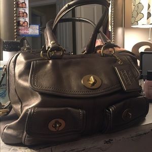 2 hour sale‼️‼️‼️ Beautiful Coach Bag