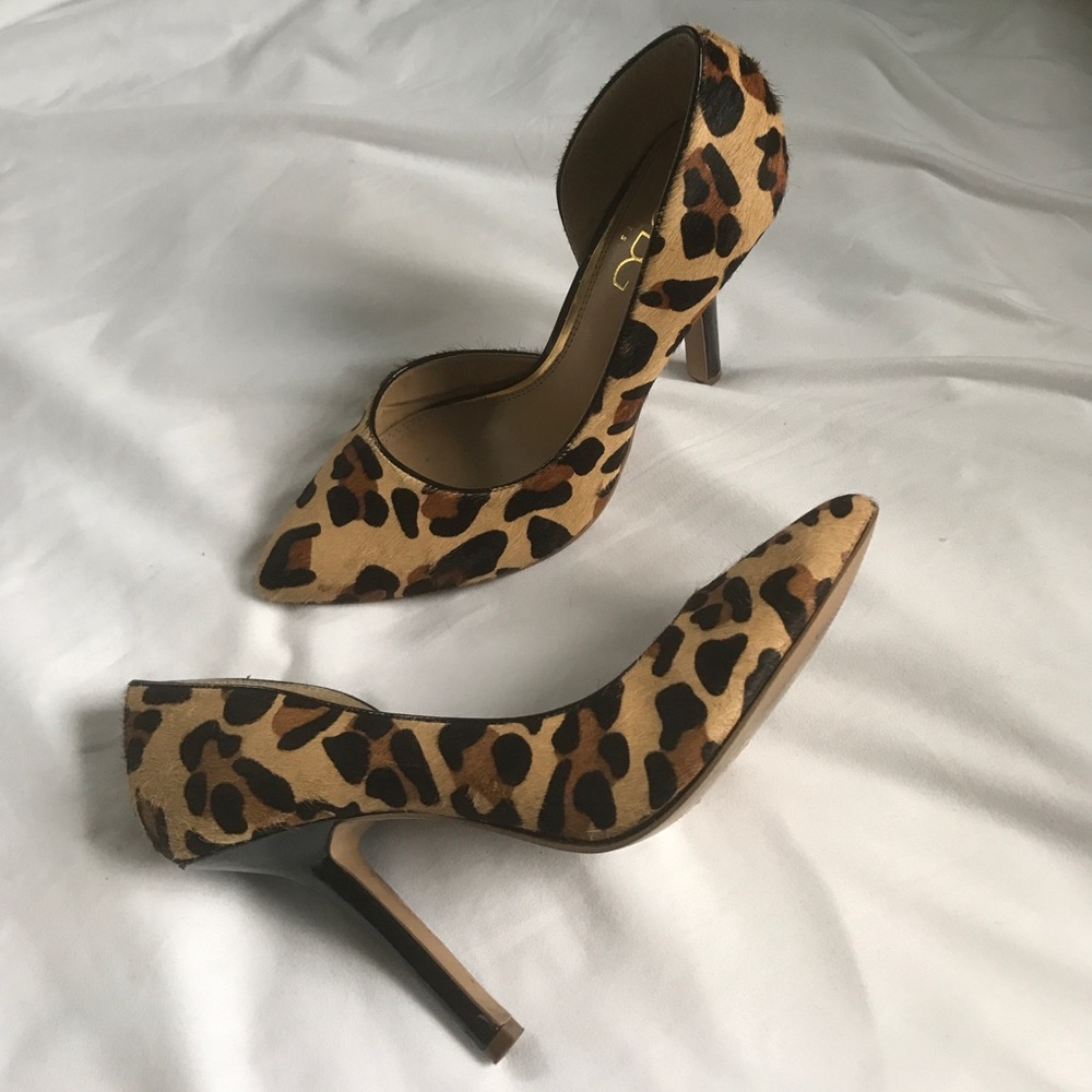BCBG Leopard Heels