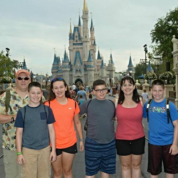 Meet your Posher, Amy - Picture 1 of 1