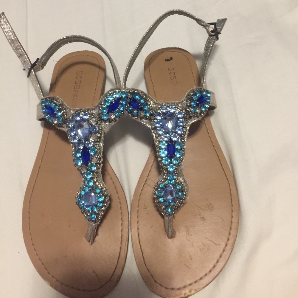 Beautiful young girls sandals !