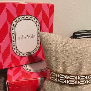 Stella&Dot Breezeblock Enamel Bangle