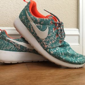 Nike Roshe Running shoes