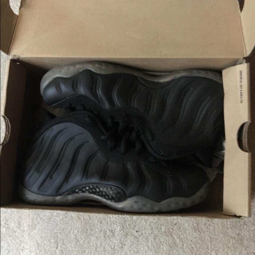 Nike  air foamposites "stealth"