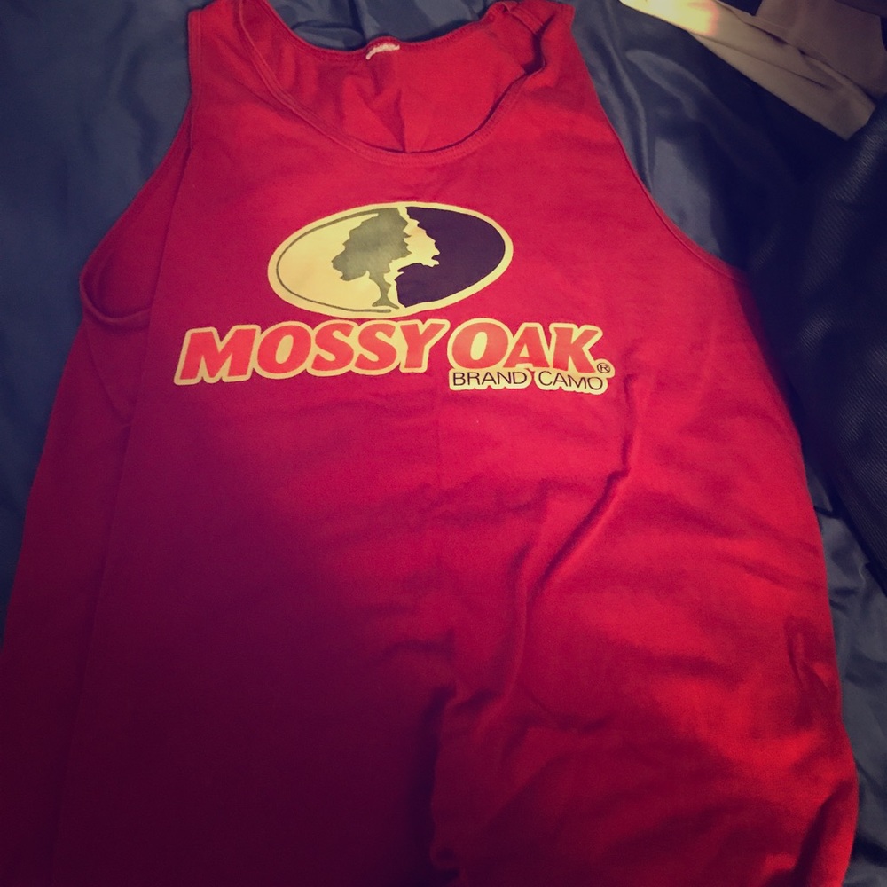 Mossy Oak Red Tank Top