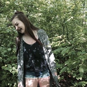 Meet your Posher, Alison