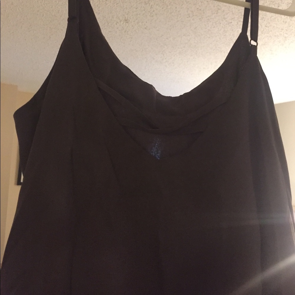 Beautiful tank - Picture 2 of 4