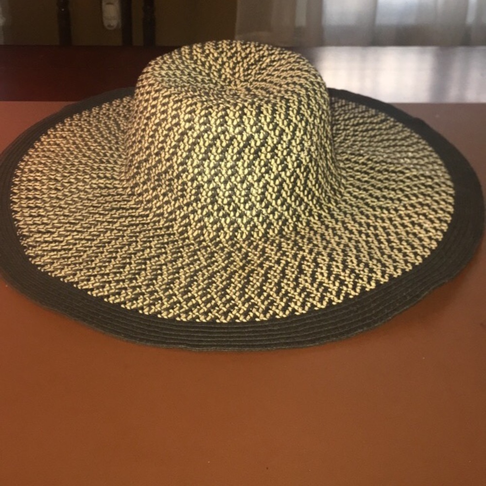 Sun hat