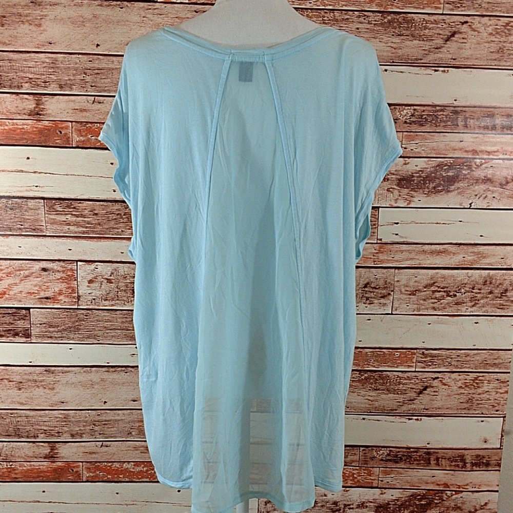 Gap Sheer Back Top Size XXL