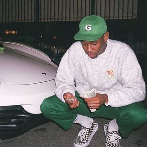 Meet your Posher, Chase