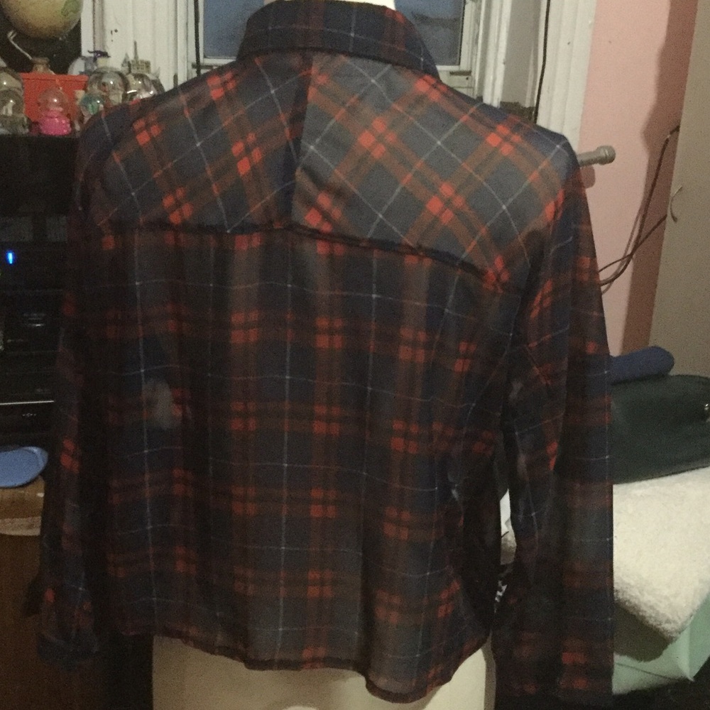 Button down blouse - Picture 3 of 3