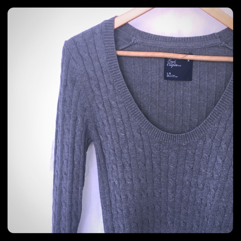 American Eagle Classic Grey Cableknit Sweater
