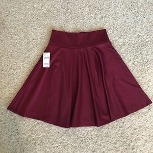 Tilly's skirt