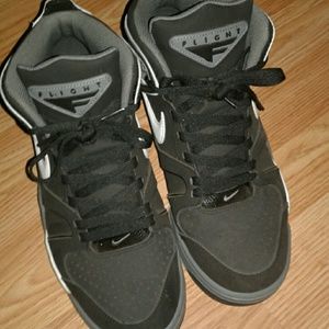 Nike Air Falcon Flight