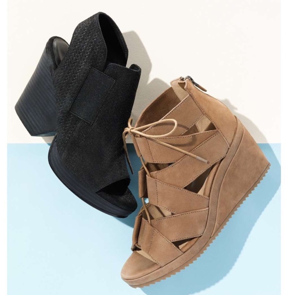 EILEEN FISHER: Plus sandal