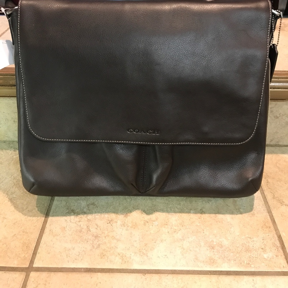 Coach messenger bag brand new brown