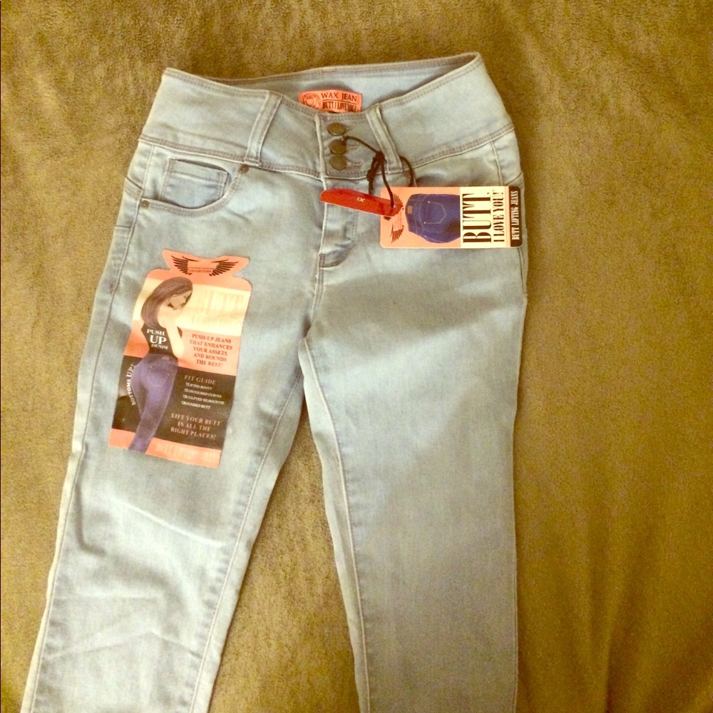 Light wash jeans