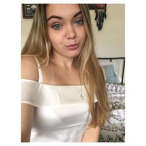 Meet your Posher, Gabrielle