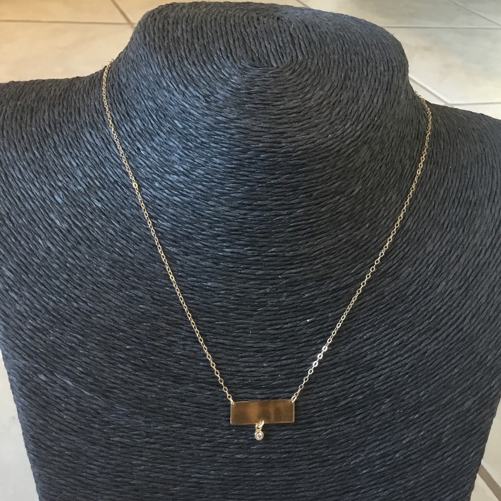 ❤️❤️ SALE 14K Gold & Diamond Bar Necklace