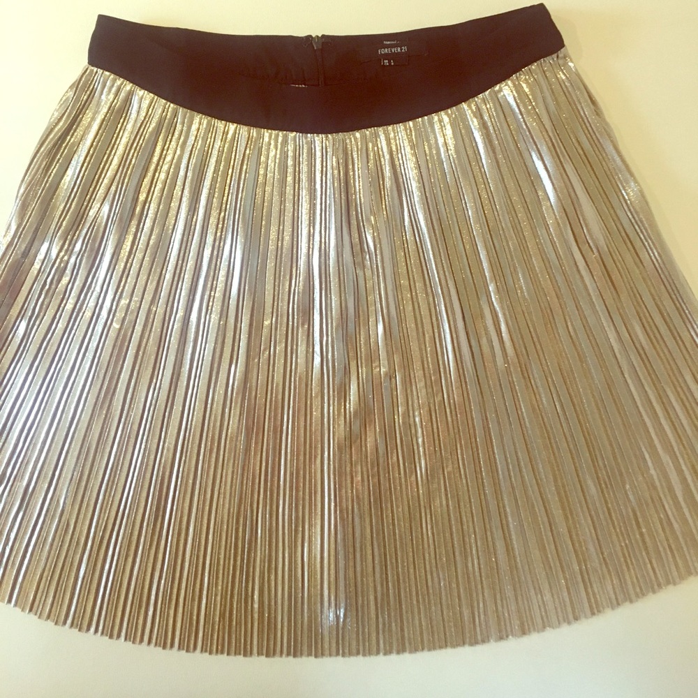 Forever 21 skirt
