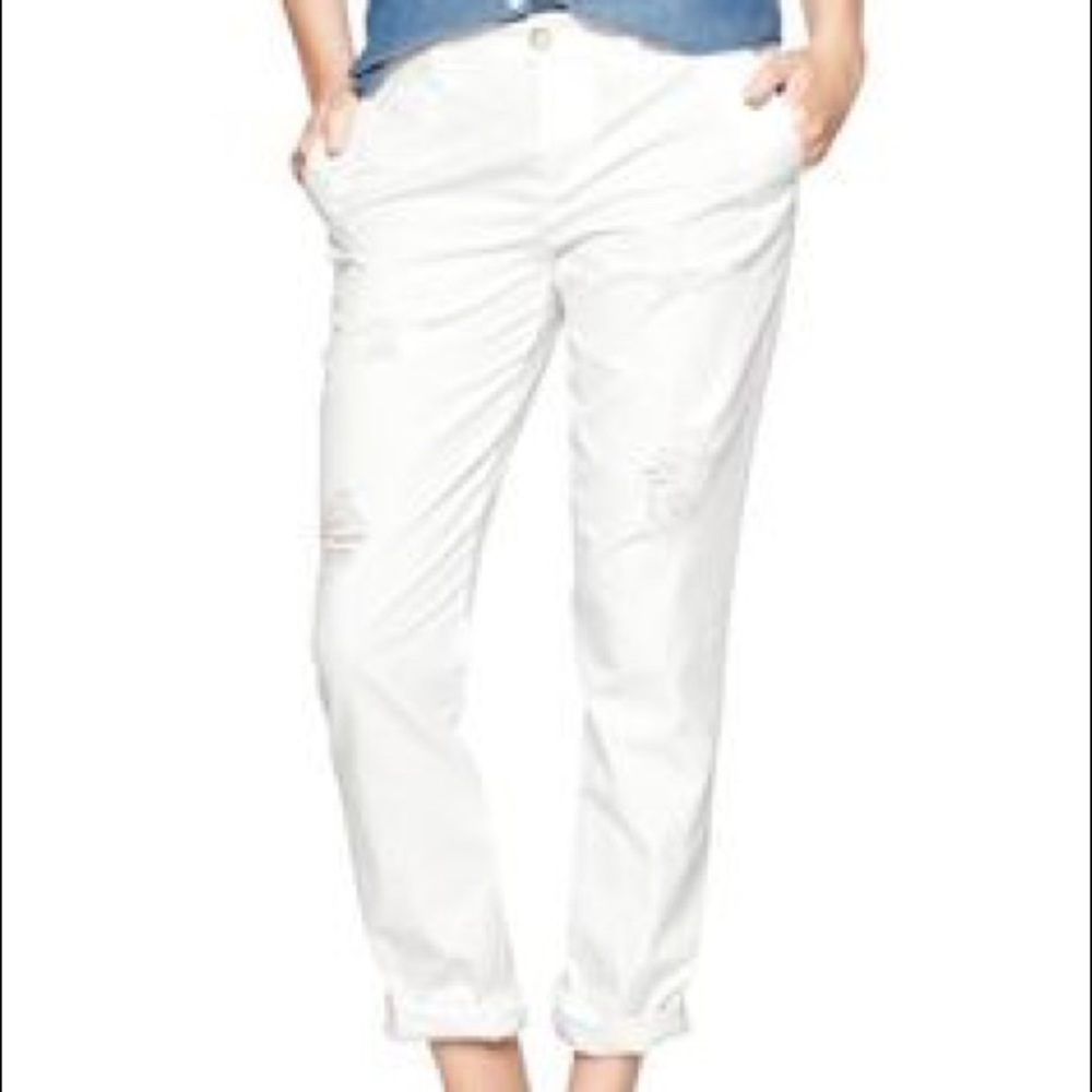 White relaxed khaki pants- Gap